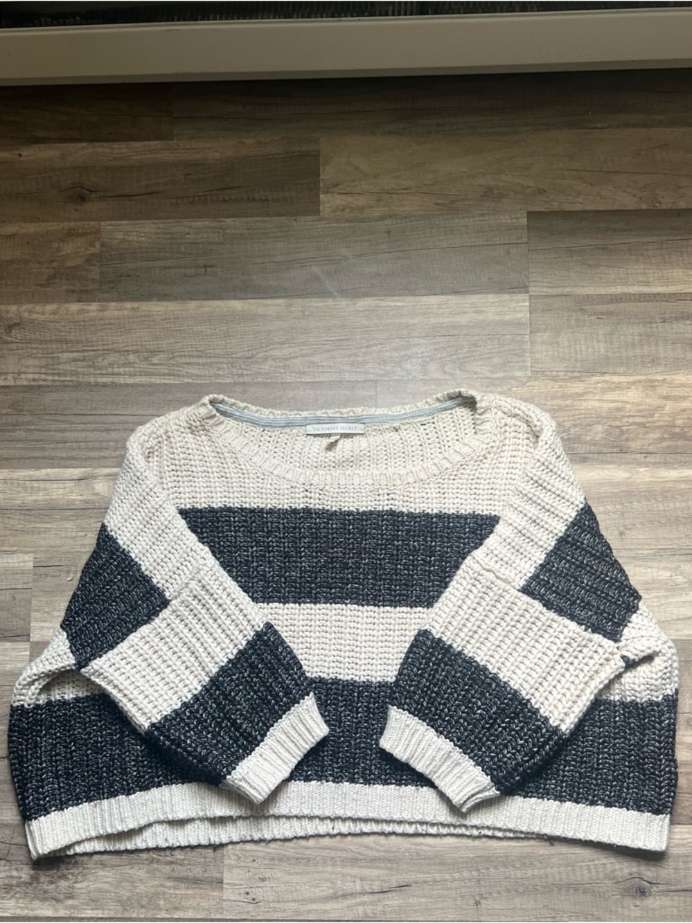 Victoria's Secret Cream and Black Chunky Knit Sweater